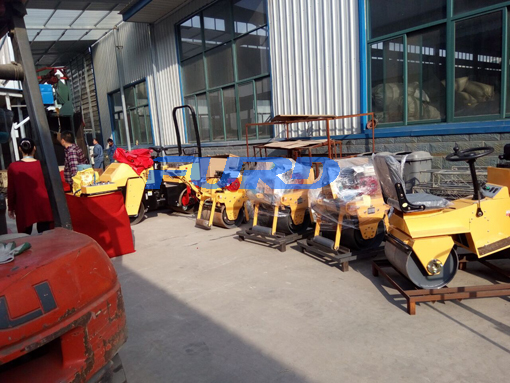 福瑞得機(jī)械座駕壓路機(jī)，手扶壓路機(jī)，小型灌縫機(jī)，井蓋切割機(jī)及時發(fā)貨