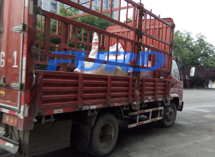 福瑞得機械手扶壓路機、二次結(jié)構(gòu)澆筑機及時發(fā)貨