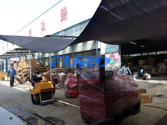 福瑞得機(jī)械微動態(tài)--座駕壓路機(jī)、手扶壓路機(jī)、灌縫機(jī)包裝發(fā)貨