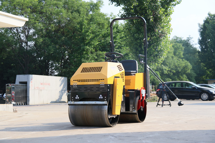 “明星款”小型壓路機(jī)，讓大家的選擇不再“迷路”！